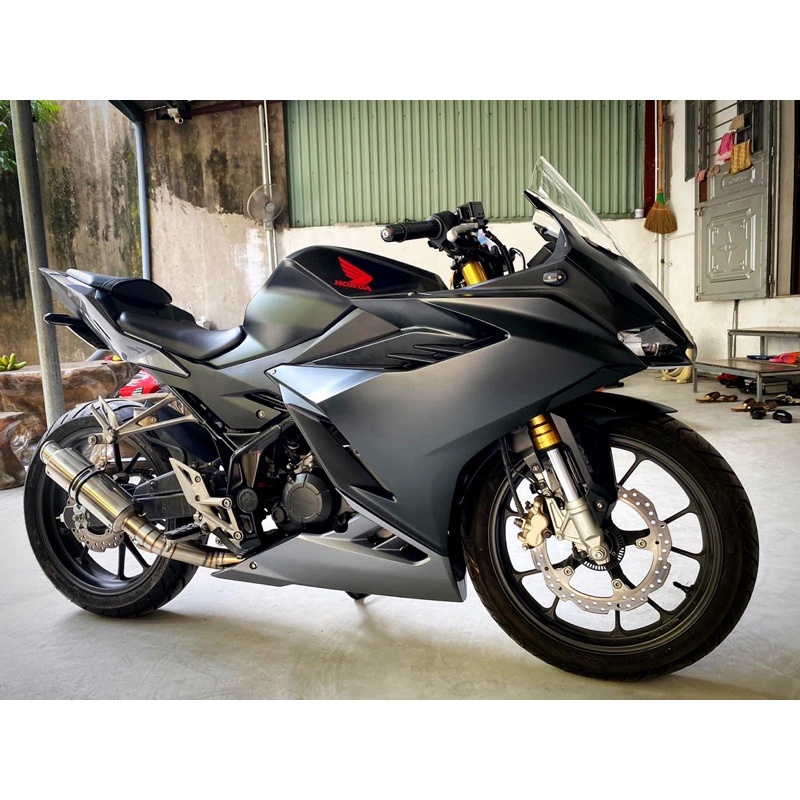 Kính Gió CBR150R 2021/2022 Trong Suốt Thailand