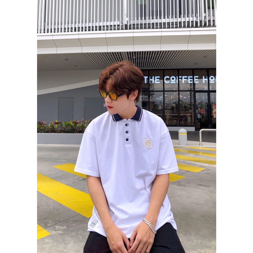 Áo thun có cổ (Eyes Polo), chi tiết thêu con mắt ngay nút áo độc đáo | BigBuy360 - bigbuy360.vn