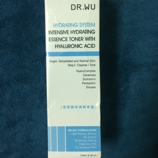 Toner cấp nước dưỡng ẩm Intensive Hydrating Essence Toner With Hyaluronic Acid  dr.wu 150ml
