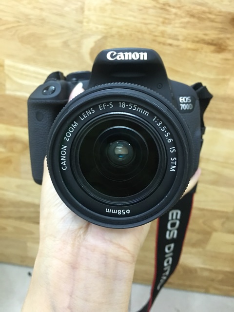 [CHÍNH HÃNG] Máy Ảnh CANON 700D kèm Lens 18-55 is STM