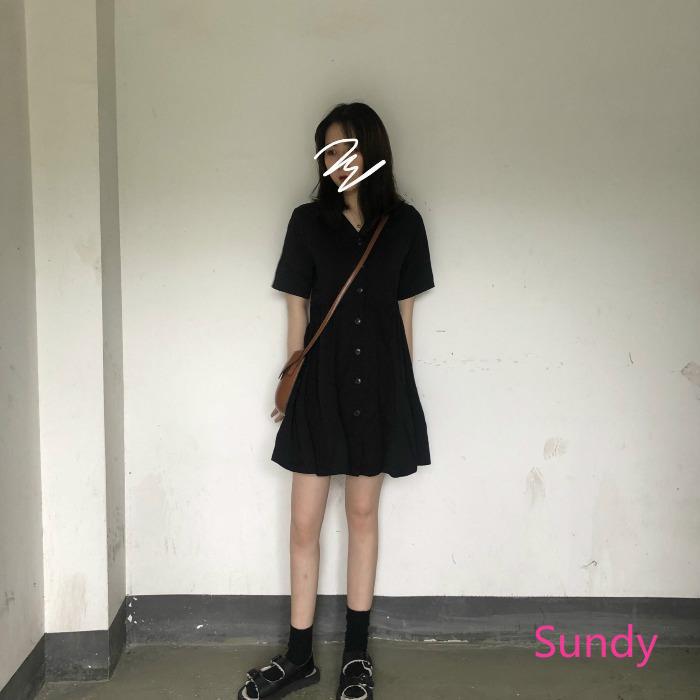 Đầm nữ dáng chữ A màu đen phong cách thời trang xinh xắn cho phái nữ | BigBuy360 - bigbuy360.vn