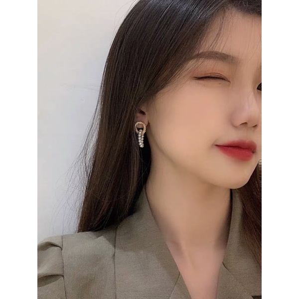 Khuyên tai nhỏ đính hạt dễ thương - Maben