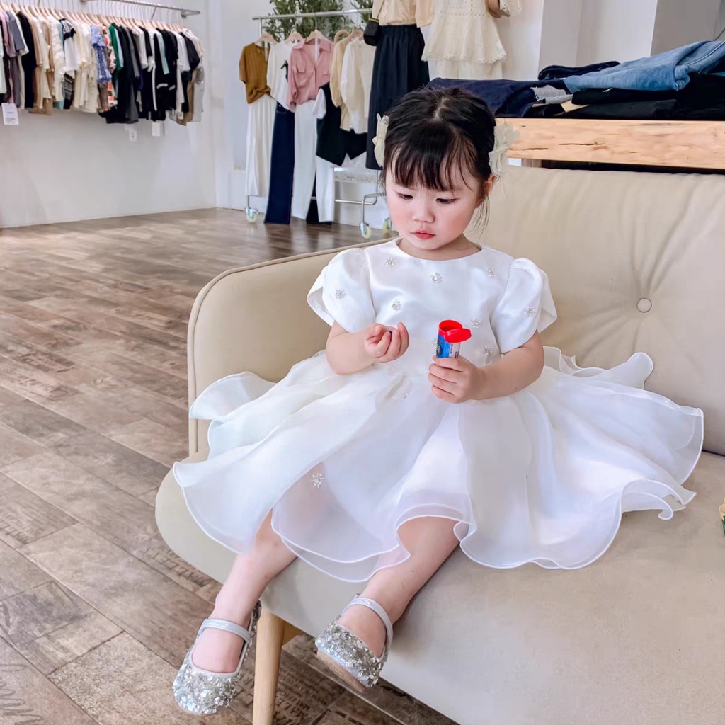 Đầm váy công chúa cho bé gái, váy trắng voan, dáng xòe, kiểu dáng váy thiết kế phong cách Korea - Cali house