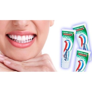 Kem Đánh Răng Aqua Fresh 140g  Nhật Bản