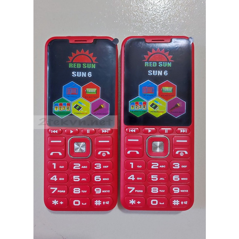 Điện thoại Sun 6 hỗ trợ 4 sim 4 sóng ping khủng kiêm sạc dự phòng