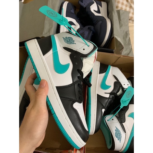 Giầy thể thao đen xanh ngọc cao và thấp cổ hàng đẹp siêu rẻ