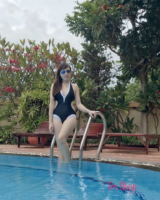 Bộ Đồ Bơi Đi Biển Một Mảnh Liền Thân Trắng Đen Khoét Eo Sexy OZERI MS04 | BigBuy360 - bigbuy360.vn