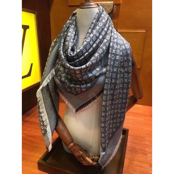 Khăn Choàng Nữ Đũi Lụa Vuông 140cm Cao Cấp 09