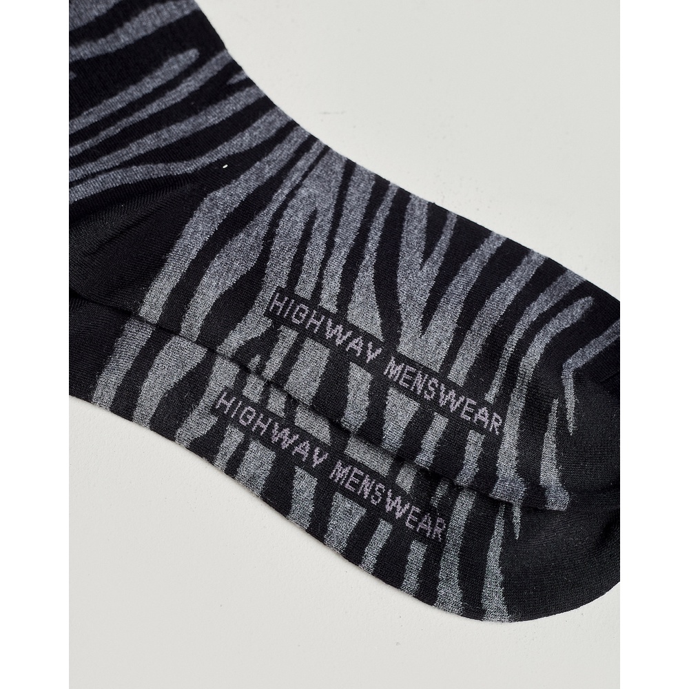 Tất hoạ tiết chất liệu dệt kim Highway  Zebra Print