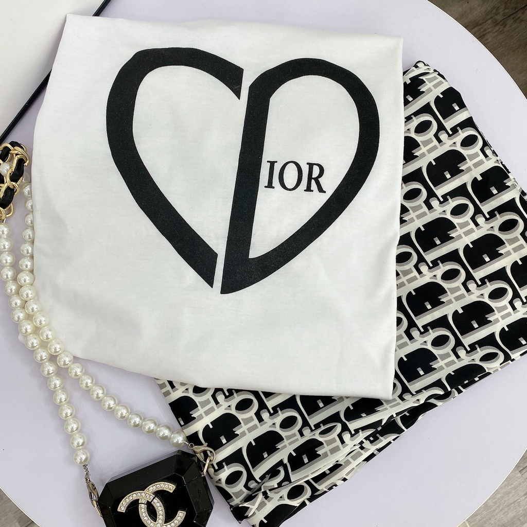 Set quần ống rộng tôn dáng, bộ áo trắng in hình trái tim , bộ quần suông họa tiết dior, set nữ mặc nhà, đi chơi xinh xắn