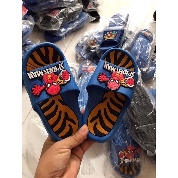 siêu nhân vảy sơn đủ size 20k / đôi