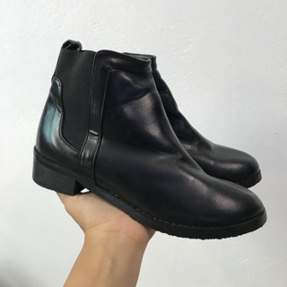 Boot Hàn