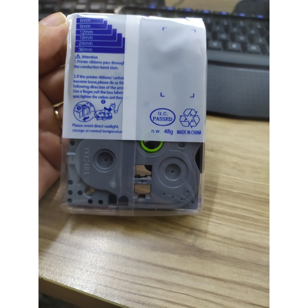 Băng nhãn in LB-611 khổ 6mm*8m( chữ đen nền vàng) dành cho máy Brother Ptouch (PT) E110, E300