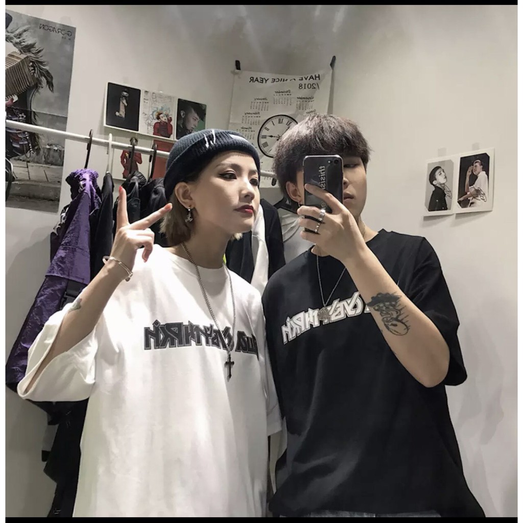 Áo Thun Unisex Nam Nữ Form Rộng Tay Lỡ In CHỮ LATIN Cực Ngầu, Phong Cách UIzzang AT77