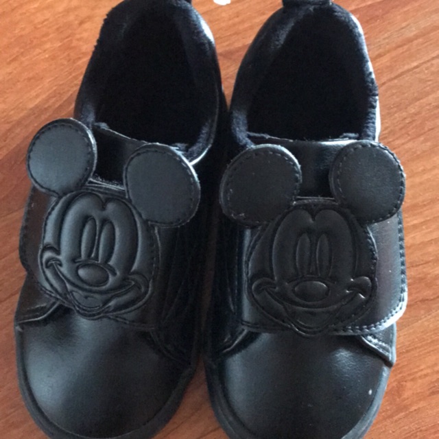 Giày Mickey Hm