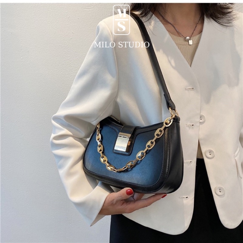 Túi kẹp nách dây xích khoá vuông phong cách hàn quốc hot trend 2021