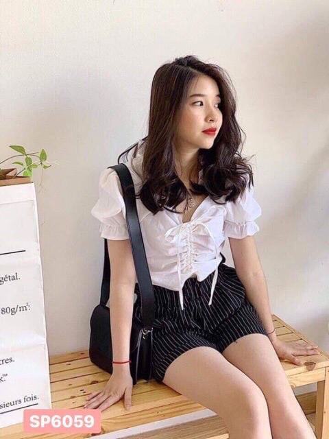 SET ÁO RÚT DÂY KÈM QUẦN SHORT SỌC