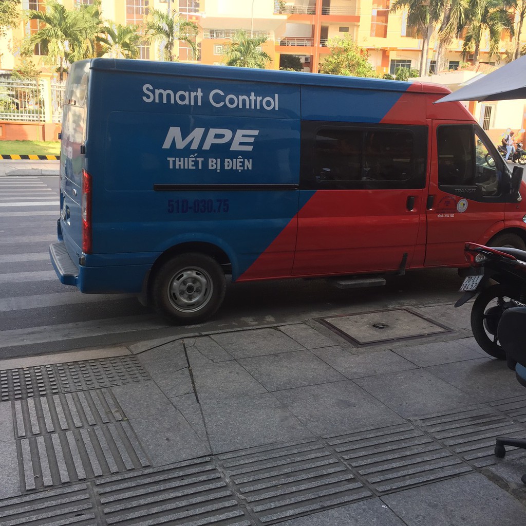 Mặt che mưa chống thấm nước dùng cho ổ cắm điên MPE