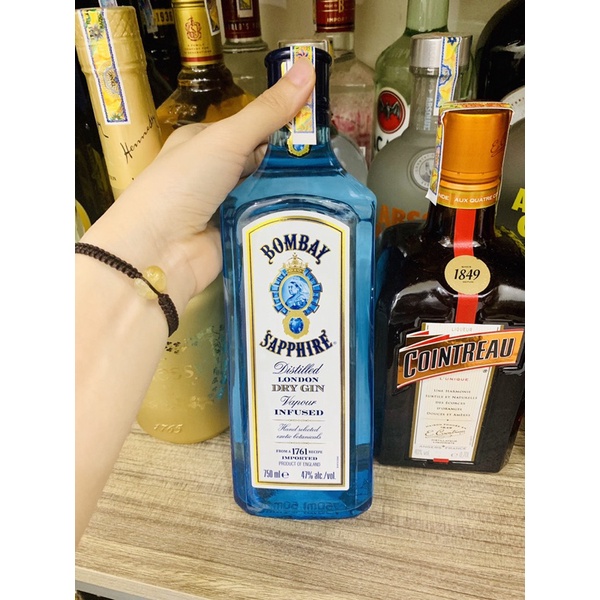 CHAI PHA CHẾ BOM BAY 700ml