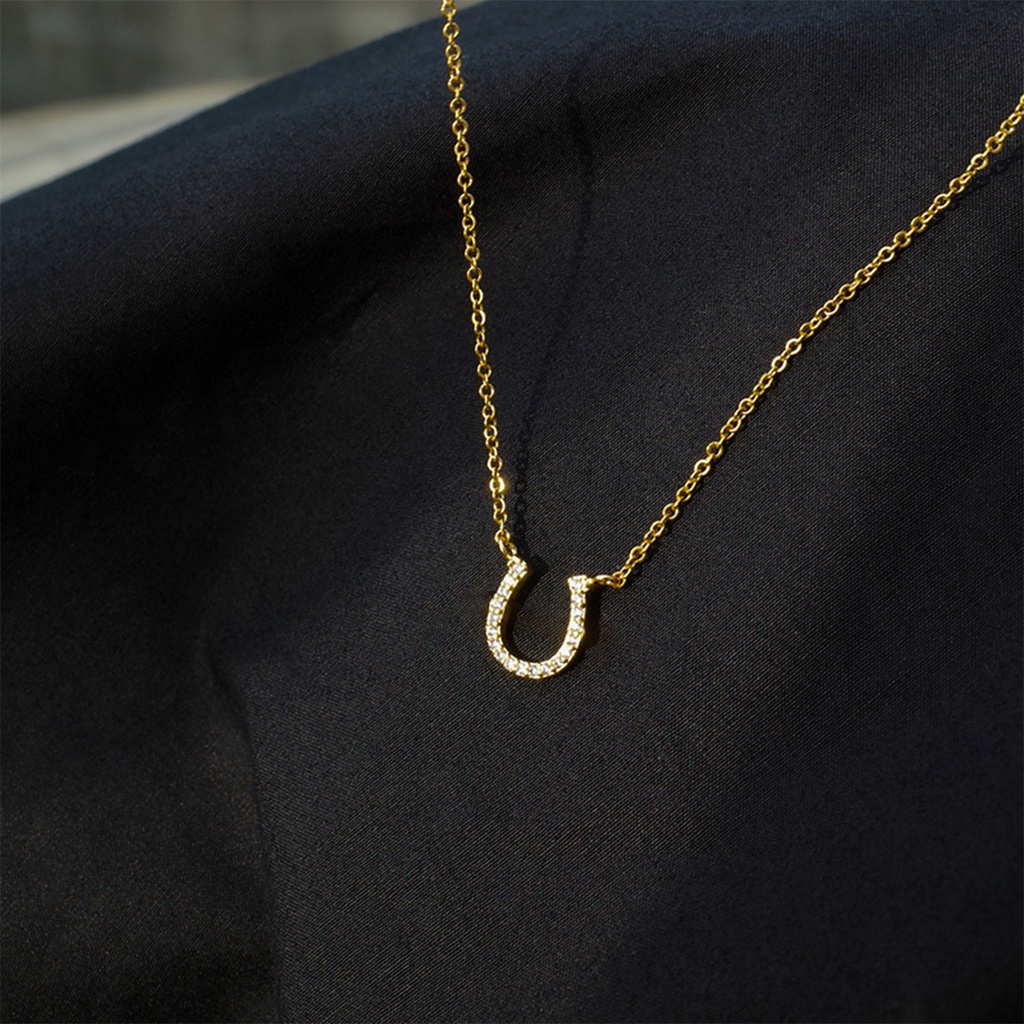 Dây Chuyền Thép Titan Mặt Hình Chữ U Đính Đá Zircon Không Phai Phong Cách Phương Tây Dành Cho Nữ