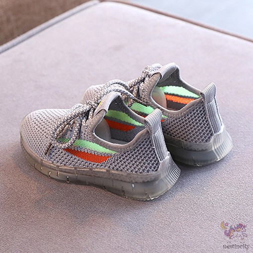 Giày Thể Thao Đế Chống Trượt Có Đèn Led Cho Bé