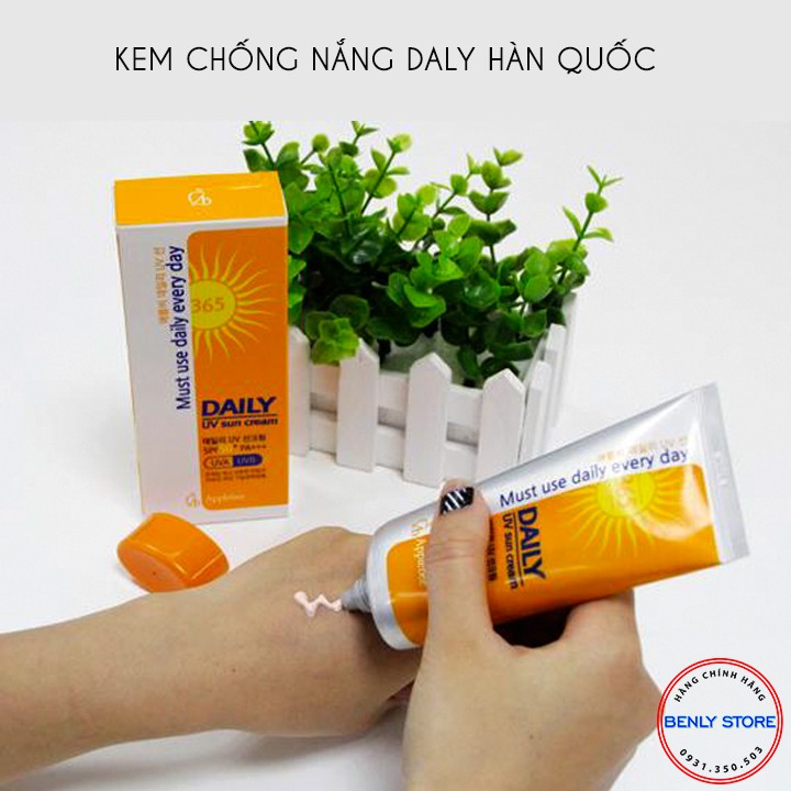 Kem chống nắng vật lý dành cho da dầu- Kiềm Dầu, Nâng Tone - Applebee Daily UV Sun Cream SPF50+ PA+++