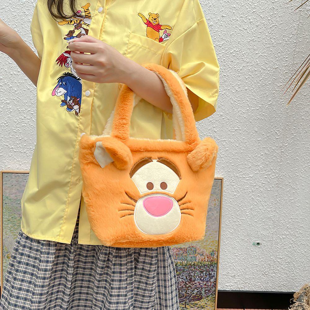 Túi Xách Hai Mặt Họa Tiết Gấu Pooh Dễ Thương Dành Cho Nữ