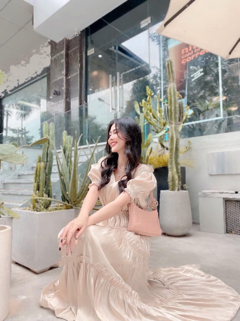 MAXI TƠ SỐNG CHÂN TẦNG TAY BỒNG HỞ LƯNG