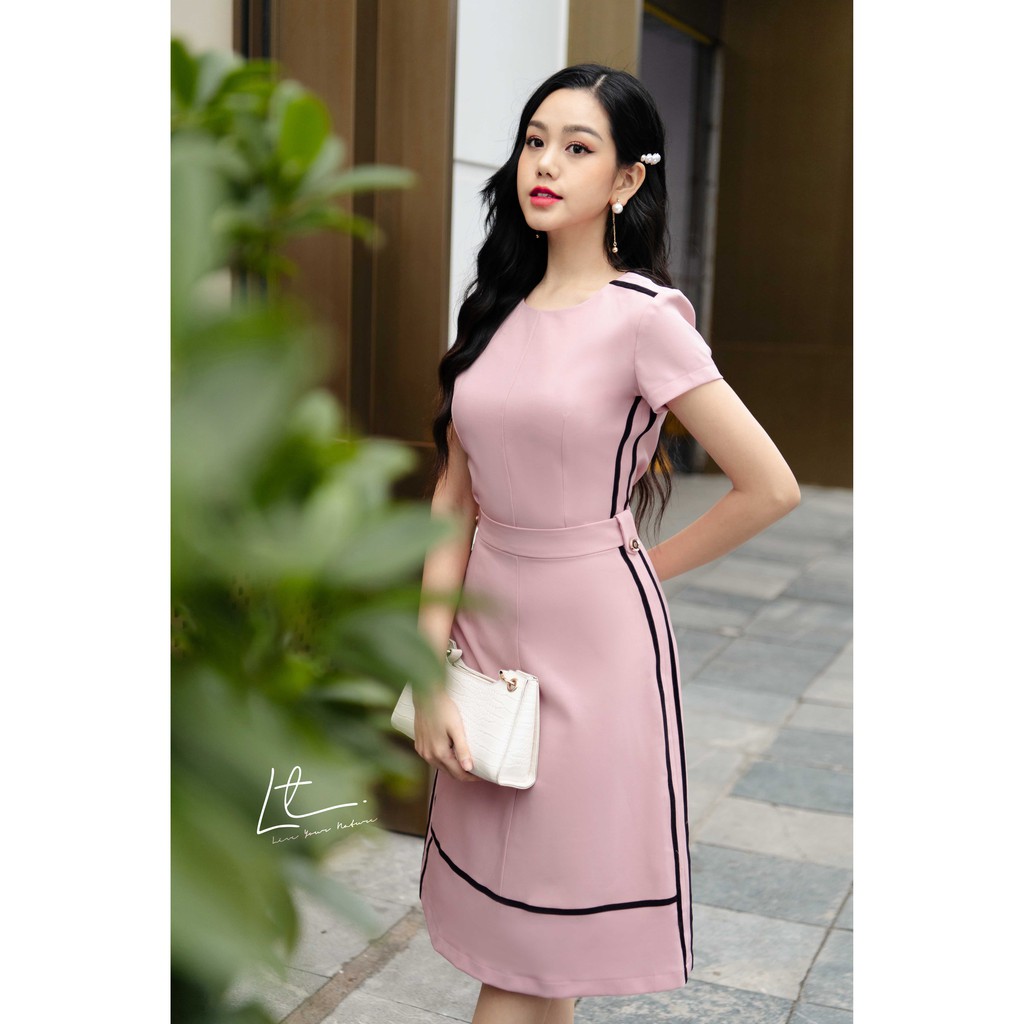 VÁY XOÈ CỔ TRÒN PHỐI DÂY NHUNG | BigBuy360 - bigbuy360.vn