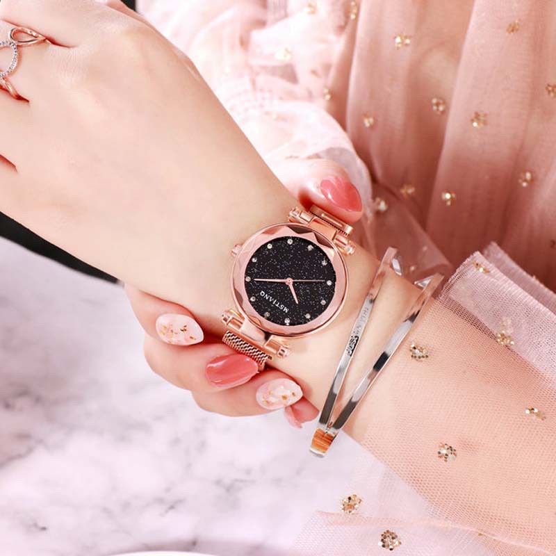 Đồng hồ quartz nữ mặt tròn đính hột xoàn dây thép không gỉ