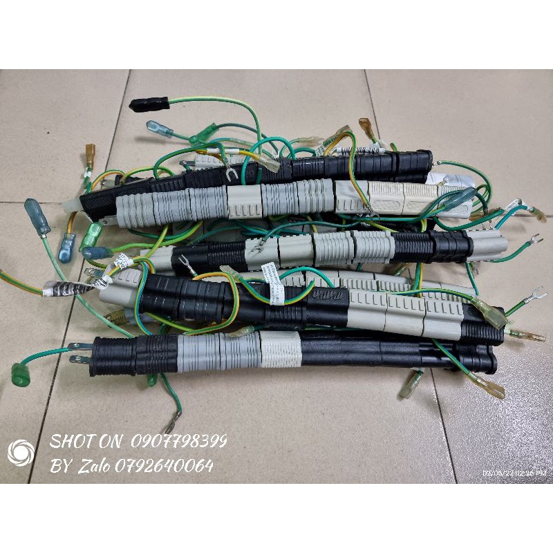 Đầu cắm chuyển từ 3 chấu dẹp ra 2 dấu dẹp có dây nối đất riêng nội địa Nhật