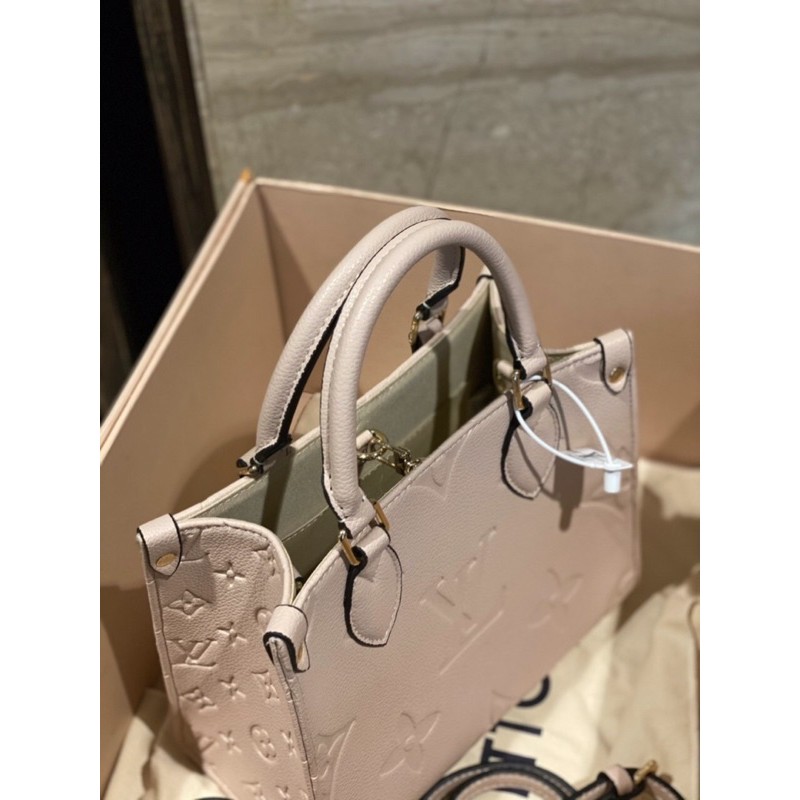 Túi lv size 25cm fullbox nam châm phom mềm sụn đâyyy