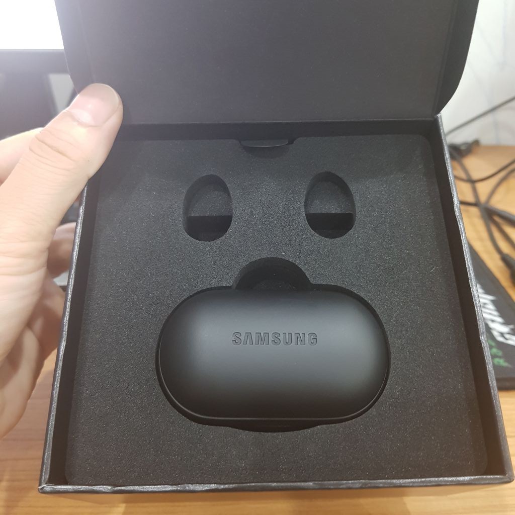 [FREESHIP] Tai Nghe Bluetooth Samsung Gear IconX ✅Bộ Nhớ 4Gb ✅Sạc Nhanh Chính Hãng