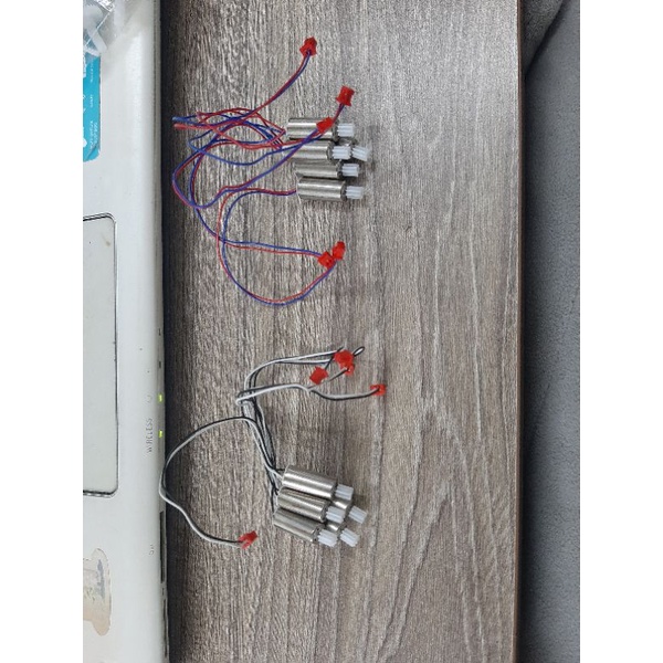 Motor cánh flycam e58. Phụ kiện động cơ cho cánh của máy bay E58..