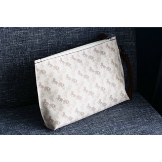 Túi C0ach Clutch đơn giản cá tính