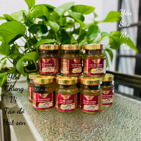 1 Hũ Yến Sào Chưng Sẵn Hoàng Việt Vị Táo Đỏ, Hạt Sen 70ml 30% Tổ Yến Không Chất Bảo Quản