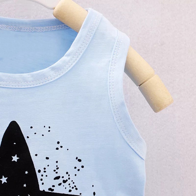 Bộ áo thun không tay và quần thể thao cho bé trai