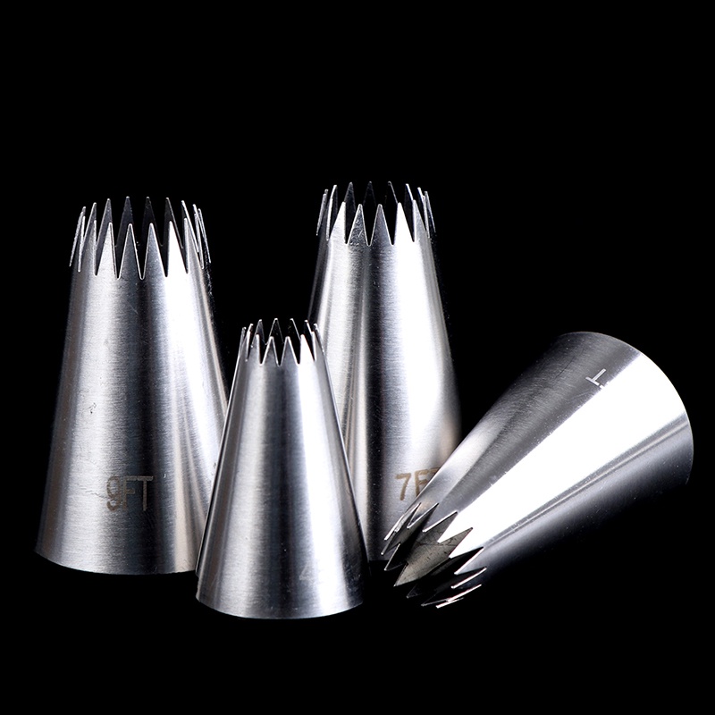 Set 4 Dụng Cụ Bắt Kem Trang Trí Bánh Bằng Thép Không Gỉ Tiện Lợi 1