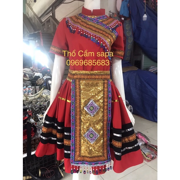 Bộ trang phục dân tộc người Mông đính cườm loại 1
