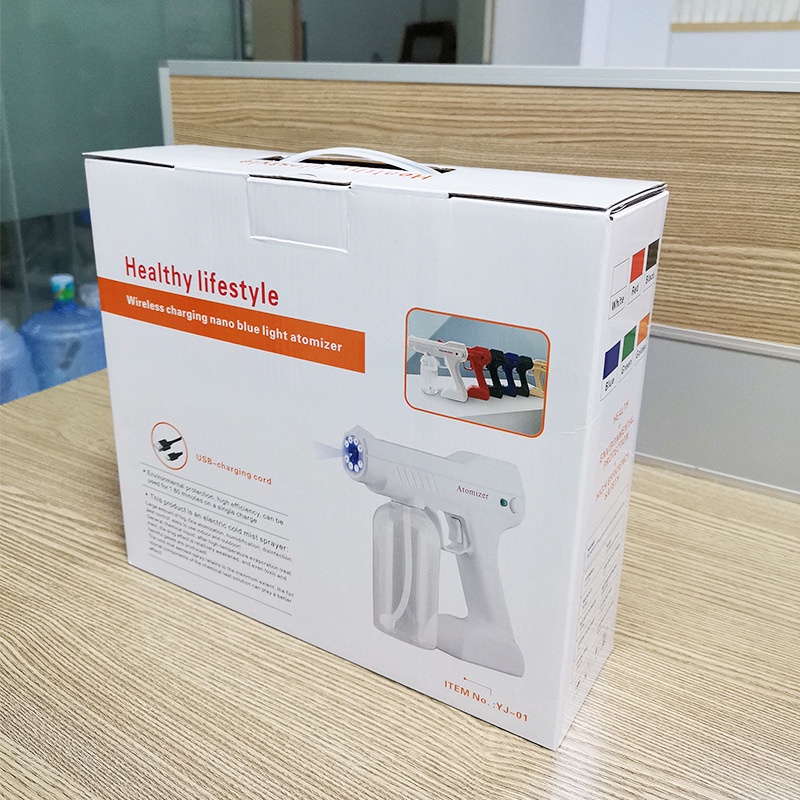 Máy xịt khuẩn cầm tay cao cấp hàng loại 1, có kèm dây sạc, dung tích bình 800ml, pin 2600 mAh CHINHVSTUDIO