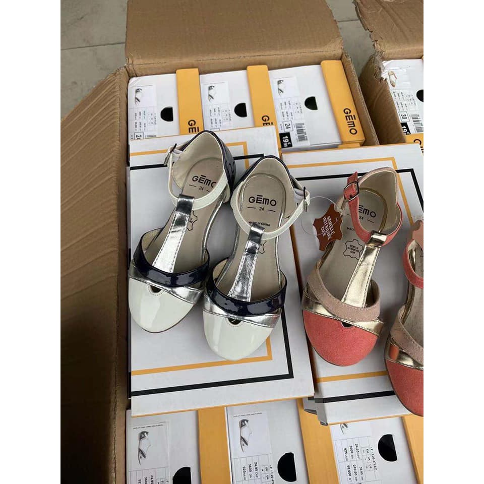 Giày GEMO dư xịn cho bé gái Size 24-30. Kiểu thiết kế lạ mắt, vô cùng.GIÁ 165000