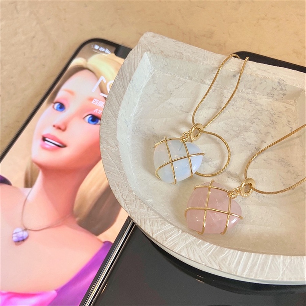 Vòng cổ Mặt Búp Bê Barbie Hình Trái Tim Đính Đá Opal Tự Nhiên