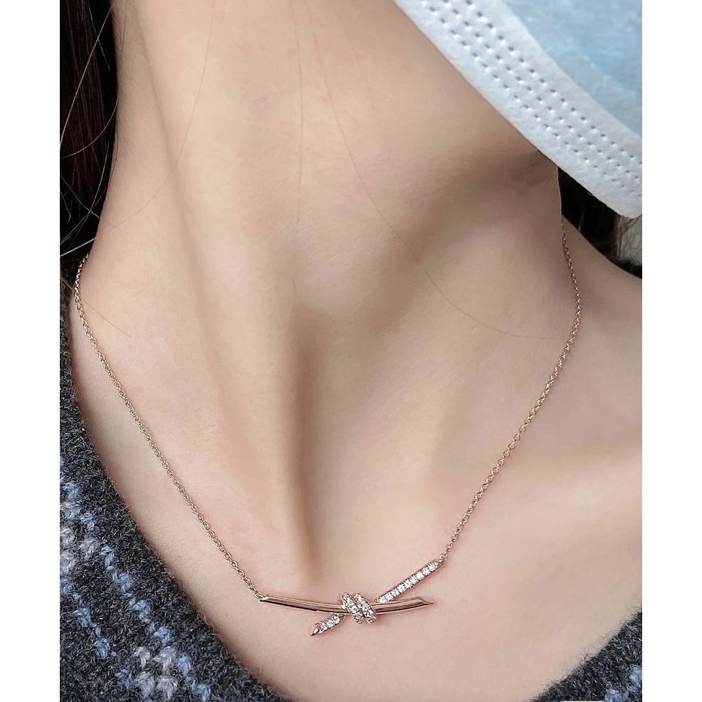 Vòng Cổ Nơ Kim Cương Bằng Thép Không Gỉ Sang Trọng Nhẹ Nhàng Cho Cặp Đôi