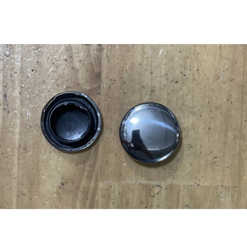 Nút chụp phuộc trước và gắp sau xe dream cub bằng inox một cặp