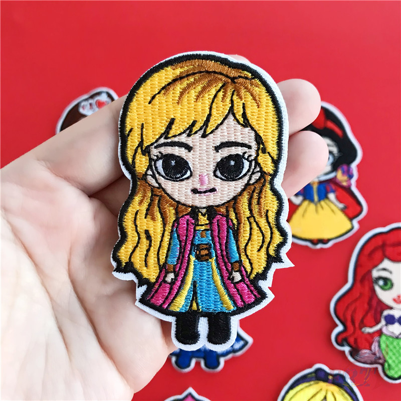 Miếng sticker thêu trang trí quần áo họa tiết công chúa Disney đáng yêu