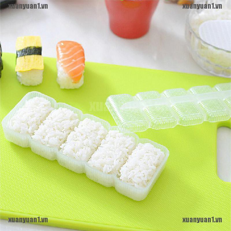 Khuôn Nhựa Trong Suốt Làm Sushi 5 Ngăn Tiện Dụng