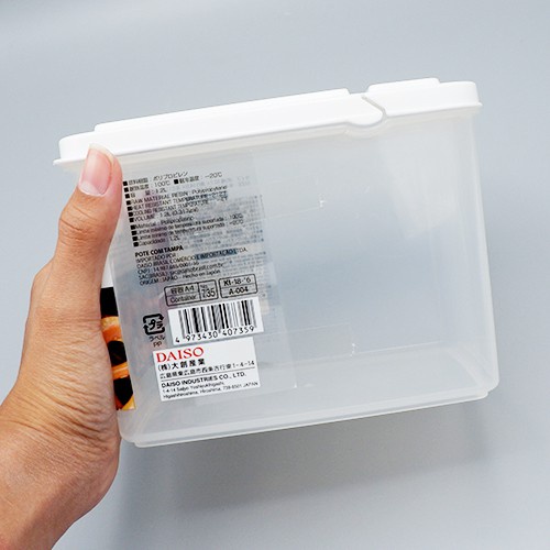 Daiso Hộp thực phẩm nắp gài 1200ml