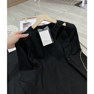 Đầm body khoét vai