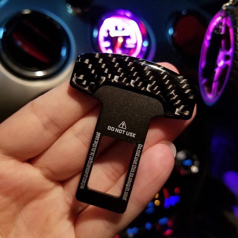 【Ready Stock】 Chốt Khóa Dây Đai An Toàn Đa Năng Fashion brand auto products