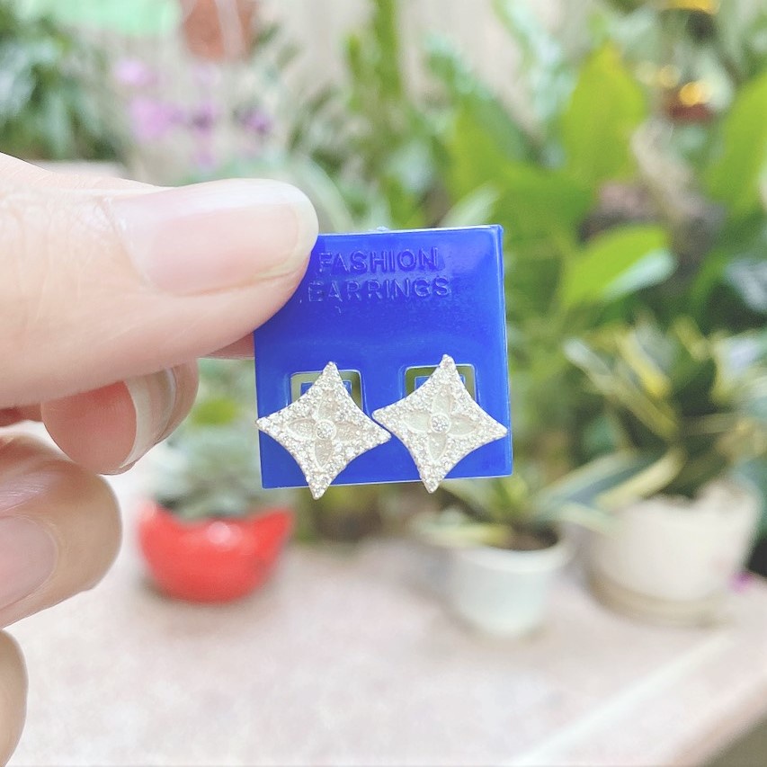 Bông tai bạc nữ hình thoi cá tính, khuyên tai chất liệu bạc ta cao cấp - Trang sức bạc Evasilver